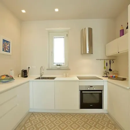 Luxury Con Garage Vista Mare Per 6 Persone Apartment *