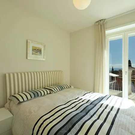 Apartment Luxury Con Garage Vista Mare Per 6 Persone