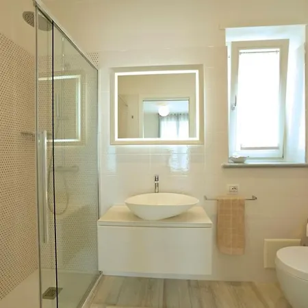 Luxury Con Garage Vista Mare Per 6 Persone דירה